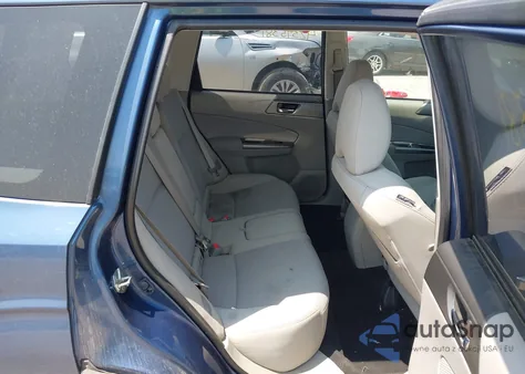 2013 Subaru Forester 2.5X Premium из США, поврежденный, VIN JF2SHADC4DH442607